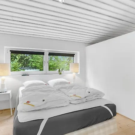 Amazing In With 2 Bedrooms 度假居 *